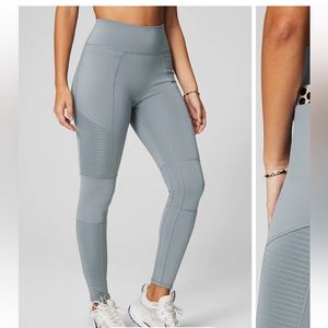 Blue Fabletics leggings